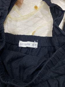 Stylist Crop Top Size Mantion XS