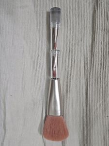 4 In 1 Make Up Brush