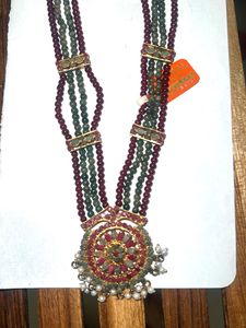 Elegant Layered Necklace