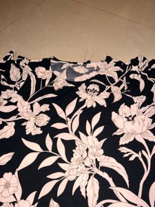 Black And White Flower Top