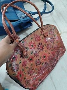 2 Hand Bags