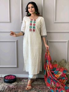 Look stylish with this our cotton schiffle chikan