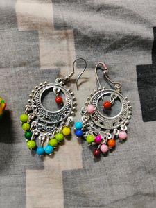 6 Sets Of  Earings