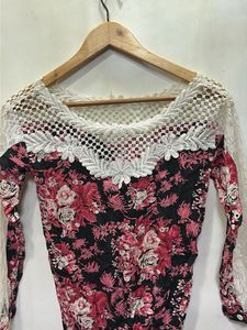 Floral Lace Top