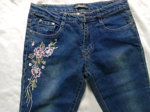 Bootcut Jeans For Girls.🌼