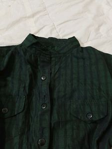 Dark Green Top🌸🦋