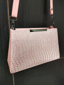 Voguish Sling Bag