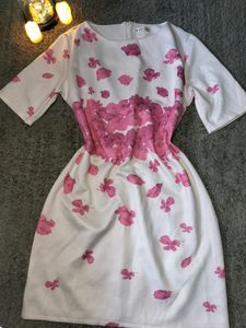 Designer's Formal Dress In Pink Colour 🩷🤍🤍