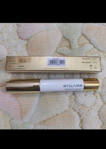 MyGlamm Perfect Curves Matte Lip Crayon