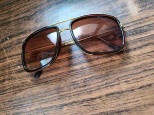Stylish Sunglasses Of Iron Man Style brown tint