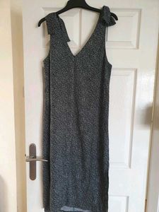 H&amp;M Women&#39;s Midi/Maxi Black &amp; White Dress, Size 10