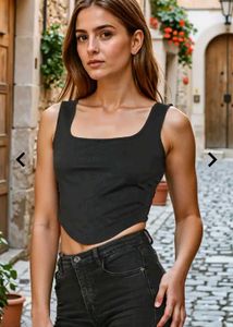 Black Square Neck Cropped Tank