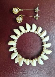 Shell Bracelet &amp; Pearl Earring Set