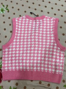 Women Pink &amp; White CheckedAcrylic Cr