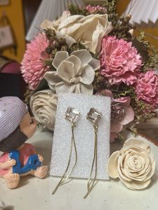 Dangling Rhinestone Earrings