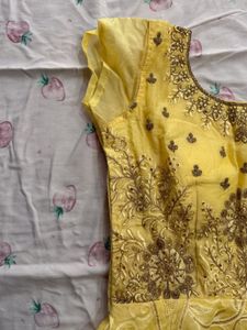 Yellow Hand Embroidered Gown 🌻🌟🌕