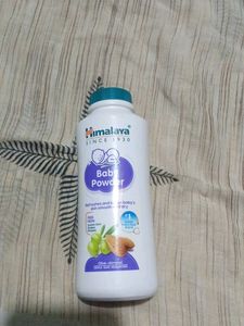 Himalaya Baby Powder