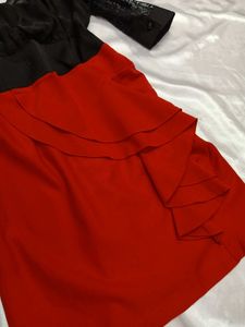 Chic Red &amp; Black Dress🌹