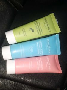 Dot &amp; Key Cica Calming Face Wash