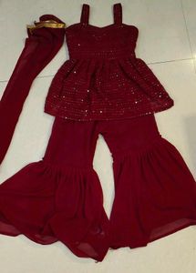 we are selling a trending ethienic wear aboulatly