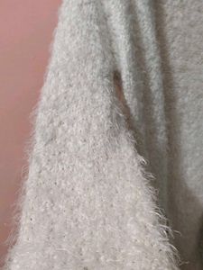 Beautiful - White Fur Winter ❄️ Shrug