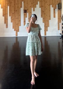 Open back Poplin Light Green Floral midi Dress