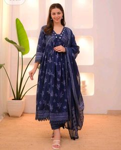 Women Printed Anarkali Kurta and Pant Dupatta Set