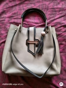Stylish Handbag At Low Price