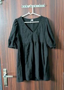 H&amp;M Black Short Dress
