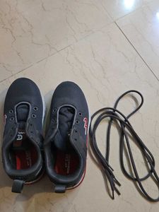 🆕Grey And Red Sports Shoes (NEW)🩶❤️✅