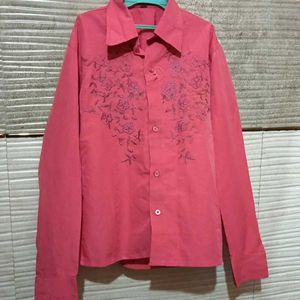 floral shirt