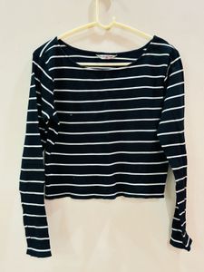 Black And White Lining Crop Top