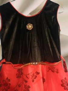 Fit Flared Floral Net &amp; Velvet Prom Dress
