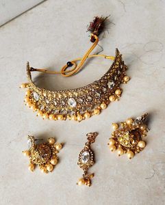Beautiful Golden Choker Set