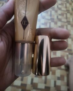 Charlotte Tilbury Beautiful Skin Foundation
