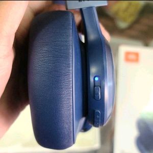 JBL Live 770NC Wireless Over-Ear Headphones