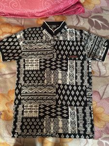 Unique Patterned Short Sleeve Shirt