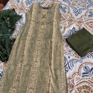 Elegant Embroidered Kurta Set