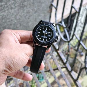ROLEX MENS BLACK SILICONE BELT WATCH@SALE
