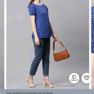 Printed Top With Puff Sleeve