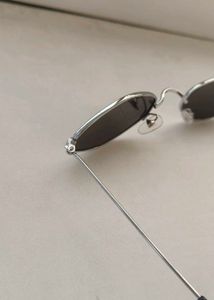 Unisex Stylish Retro Oval Sunglasses