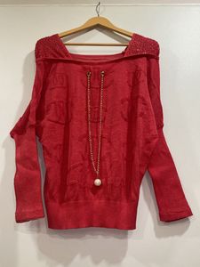 Fashionable And Party Wear Top With Shimmery Cloth