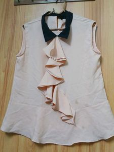 Sleeveless Crop Shirt With Ruffle Design