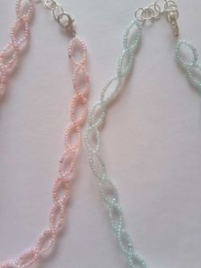 2 Beaded Loop Chocker Necklaces🩷🩵