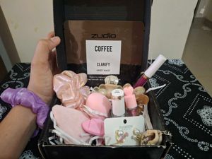 Cute Gift Hamper For Girls...🌷