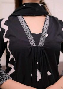 V Neck Dupatta Pant And Bottom Set