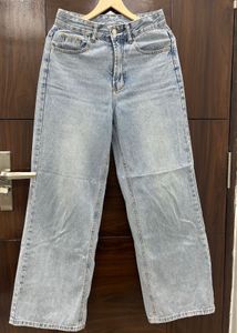 Wide leg straight jeans from Urbanic