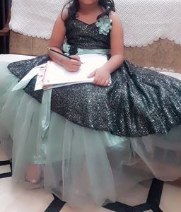 Beautiful Gown For 5-6 Years Girl