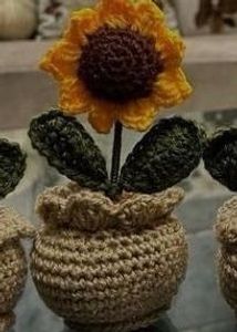 Small Sunflower Pot