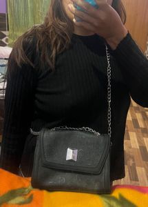 Guess Shoulder Bag